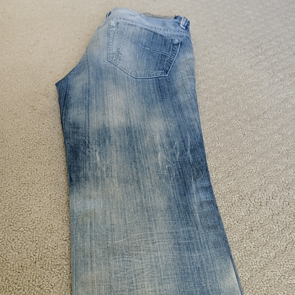 DIESEL - Faithlegg Straight Jeans - Picture 11 of 12